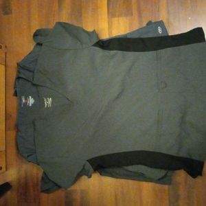 16 pieces of charcoal grey scrubs